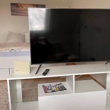 1,5 Zimmer Apartment, 38,5 Qm, Multimedia Tv, Uni, Hbf Duisburg Exteriör bild