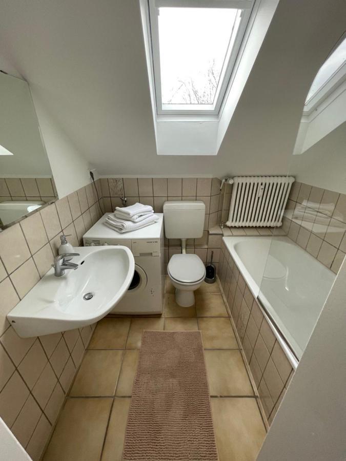 1,5 Zimmer Apartment, 38,5 Qm, Multimedia Tv, Uni, Hbf Duisburg Exteriör bild